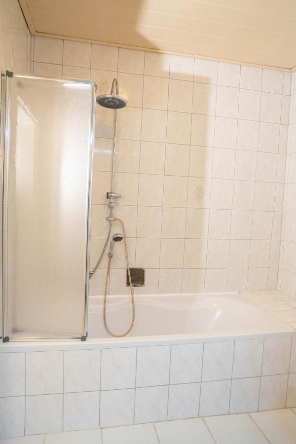 Haus Kim Thinh Apartment Betzdorf Luaran gambar